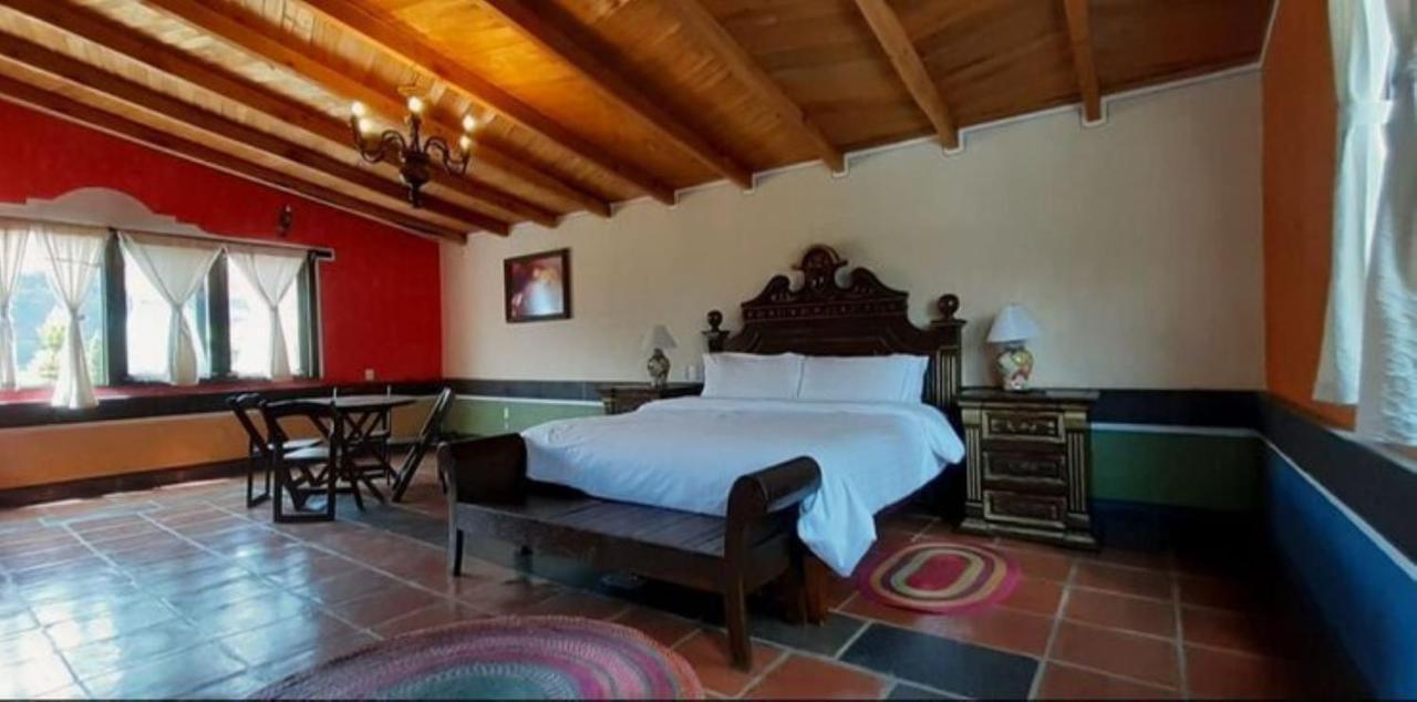 Villa Claus Inn Tlalpujahua Экстерьер фото